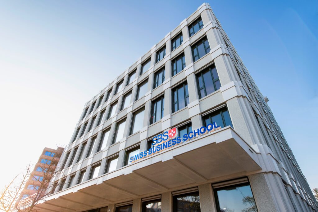 SBS Swiss Business School Swiss Schools